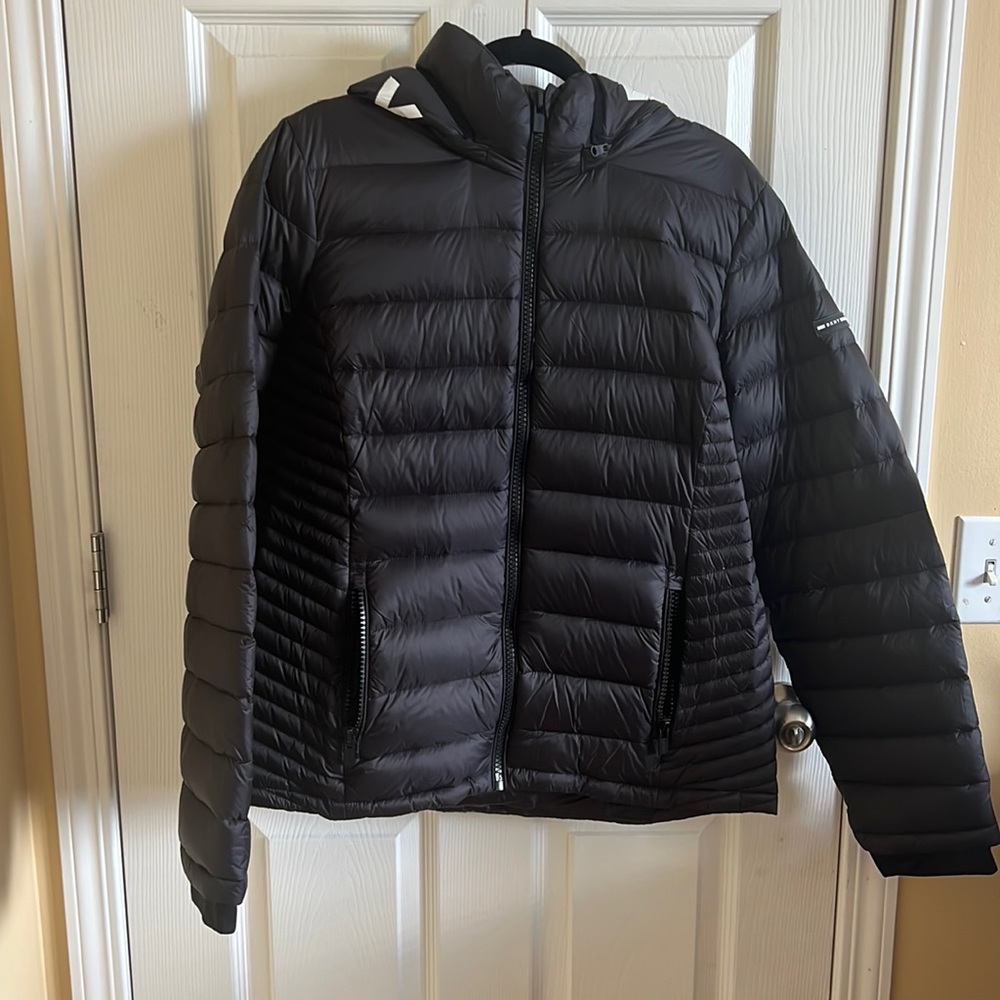 DKNY DOWN FILLED PUFFER JACKET